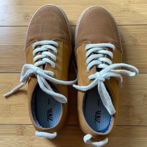 Zara dressy sneakers for boys
